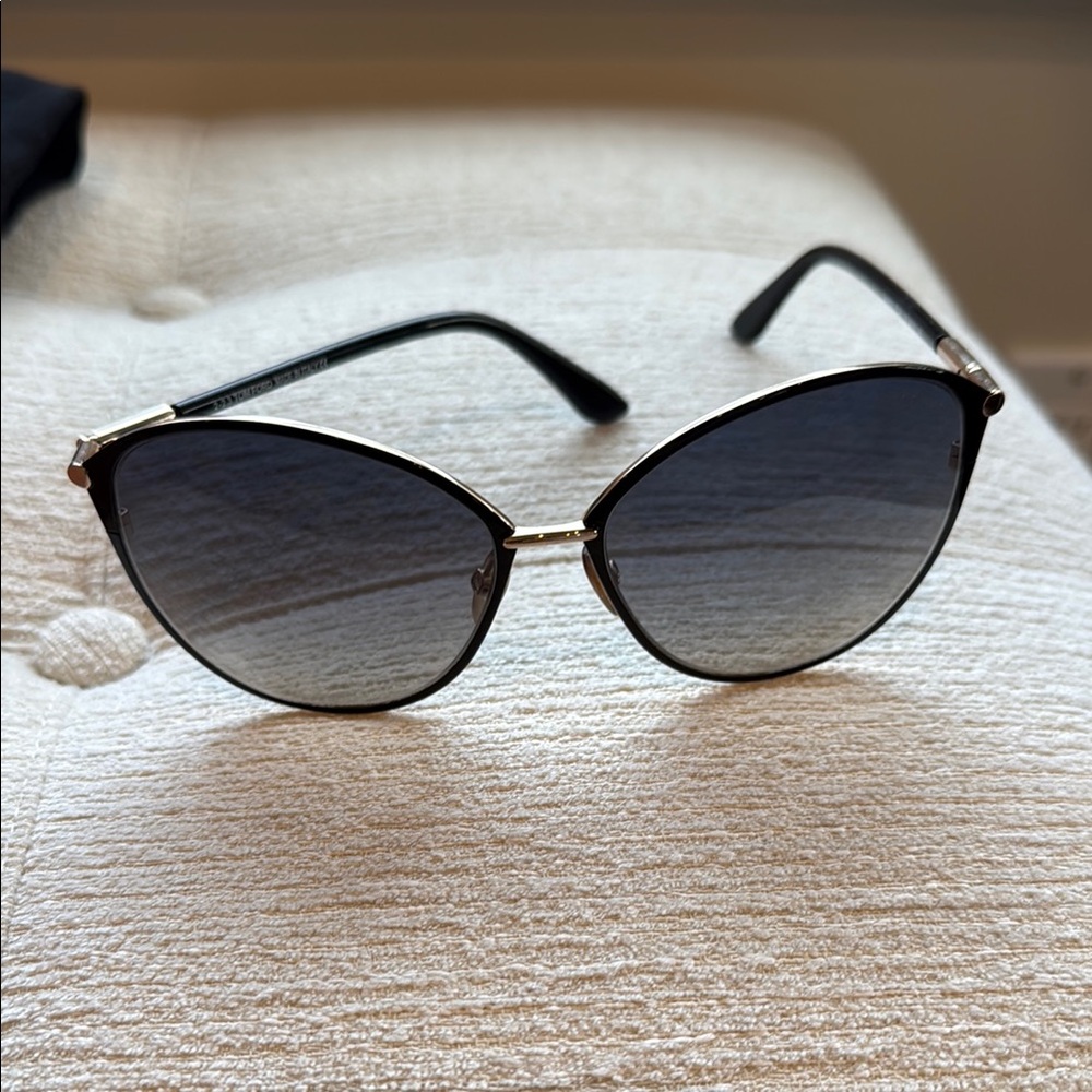 Tom Ford Black and Silver Cat-Eye Sunglasses